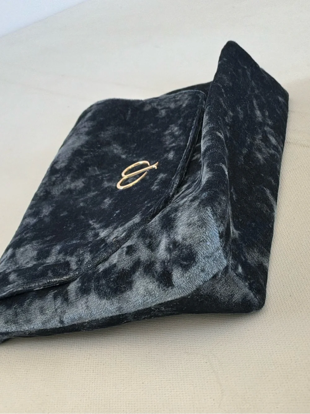 Clé de Peau Beauté Gray Crushed Velvet Makeup Cosmetic Travel Pouch